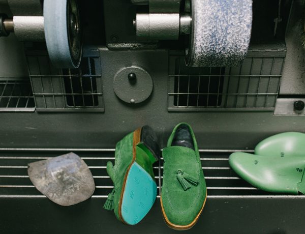 Vibram shoes soles handmade shoes leather. it's a MAN's Class, Μιχαήλ Ανδρουλιδάκης, ανδρικά παπούτσια, σόλες παπουτσιών, Michail Androulidakis, Vibram Athens Academy, Kolonaki